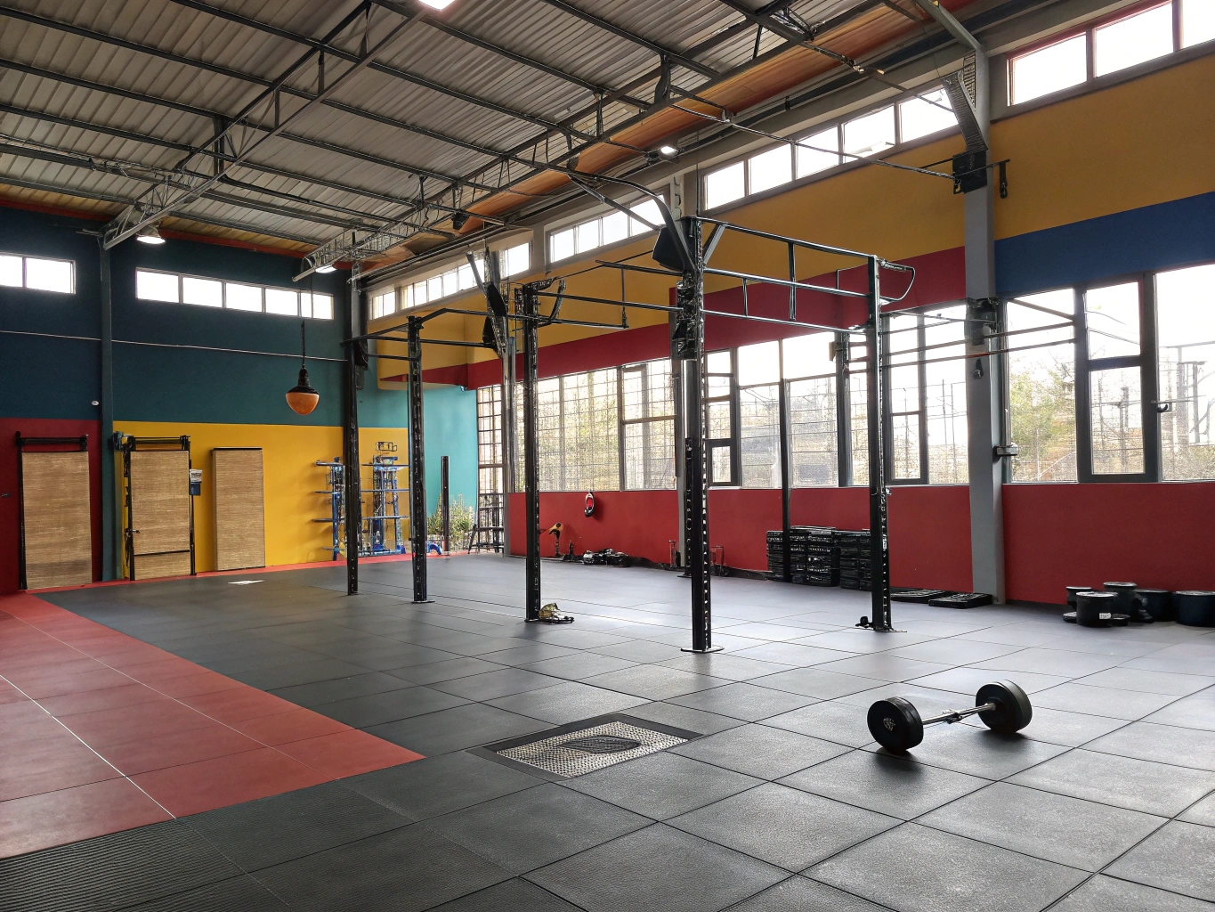Trevaloniva CrossFit-anläggning med öppna ytor